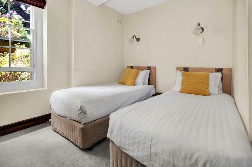 Apartments At York Mansions