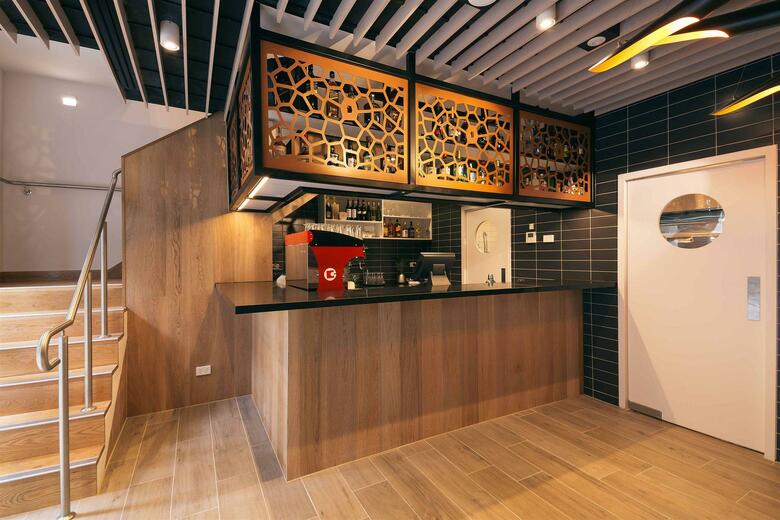 Brady Hotels