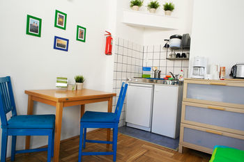 Hi5 Apartments - Central