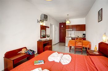 Aparthotel Artemis Apartments