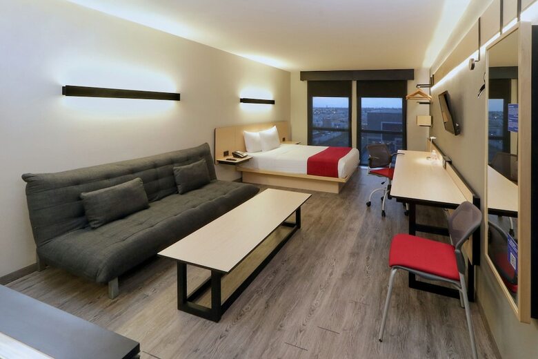 Hotel City Express Piedras Negras