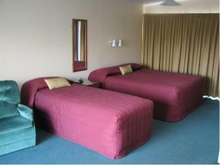 Asure Sundowner Motel