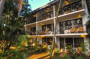 Oasis Palms Hotel