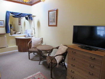 Hotel Old Coach House Motel