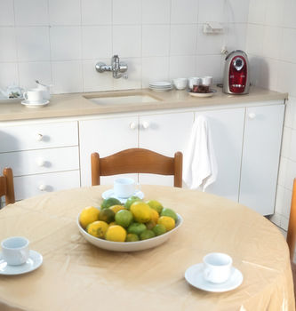 Bed & Breakfast Allenby 2