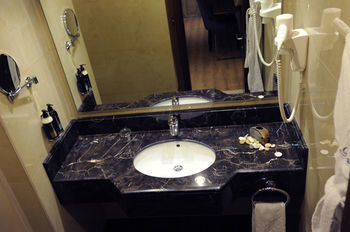 Aparthotel Gems Hotel