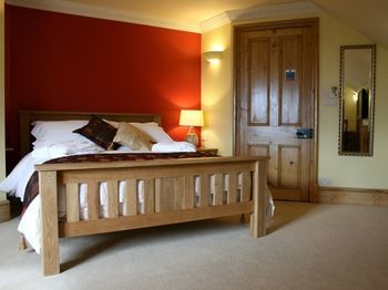 Hostal The Wharf House