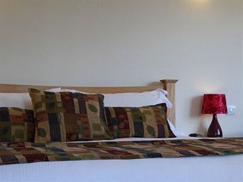 Hostal The Wharf House