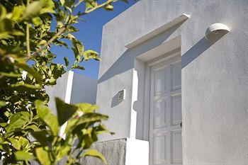 Smaragdi Hotel