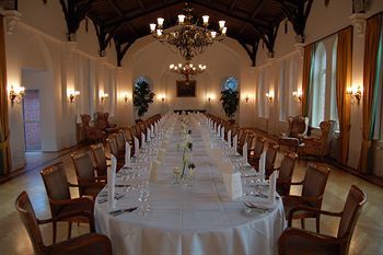 Genie�er Hotel Altes Gymnasium