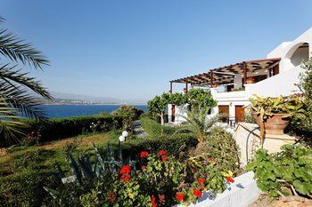 Apartamento Alianthos Suites