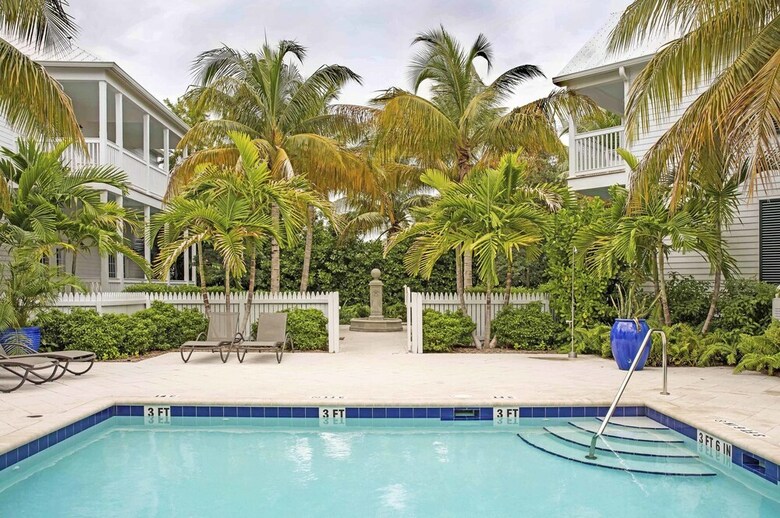 Apartamento Tranquility Bay Beachfront Hotel And Resort