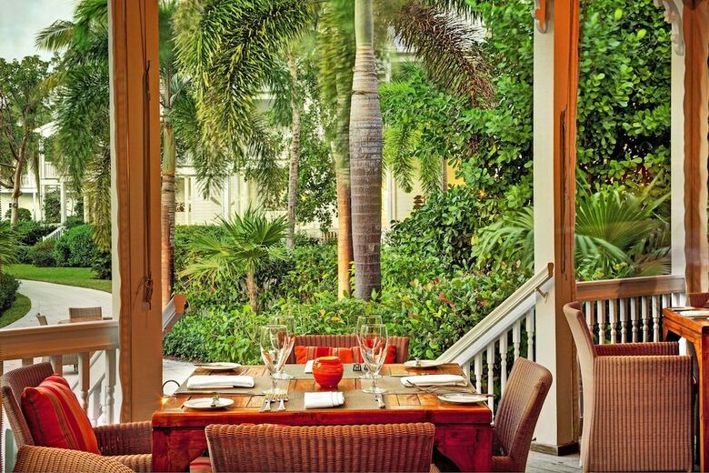 Apartamento Tranquility Bay Beachfront Hotel And Resort