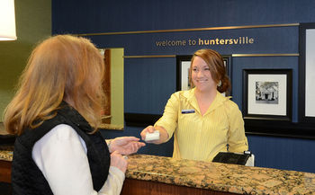 Hotel Hampton Inn & Suites Huntersville