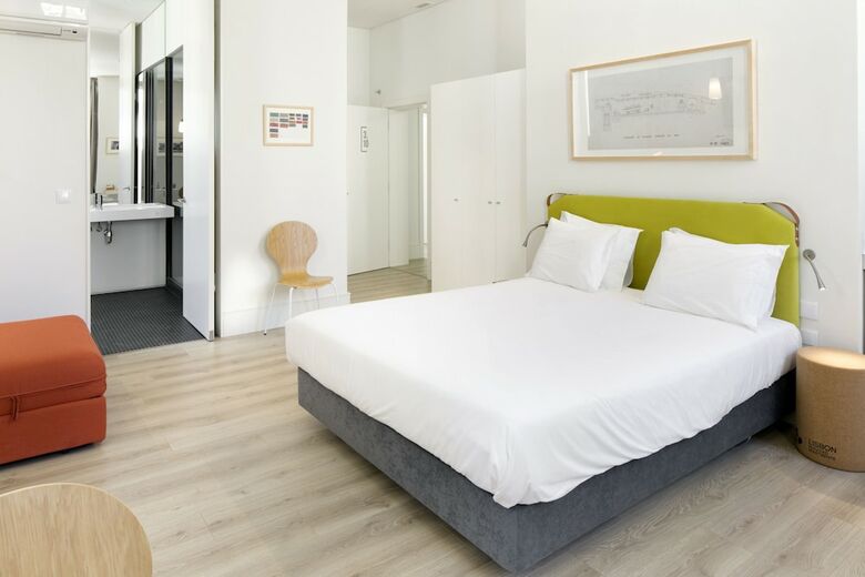 Ascensor Da Bica - Lisbon Serviced Apartments