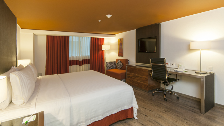 Hotel Lark