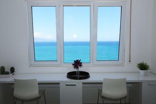 White Residence Apartments