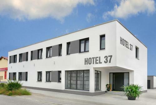 Bed & Breakfast Hotel 37