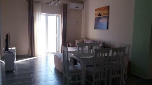 Anna Apartments