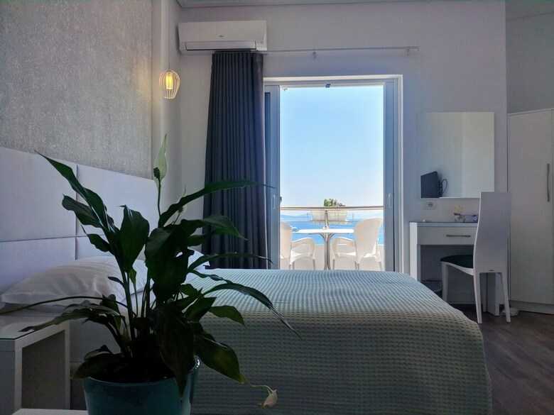 Hotel Joan