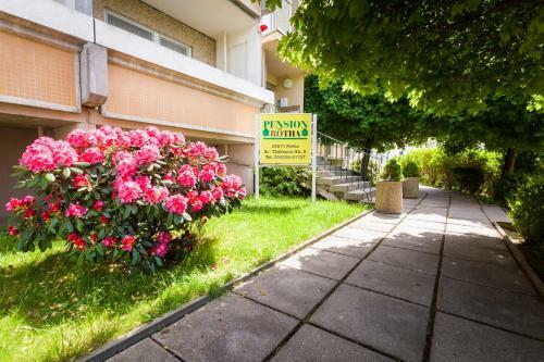 Hostal Pension R�tha