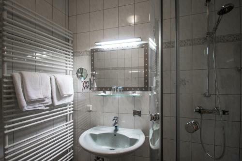 Hotel L�hr