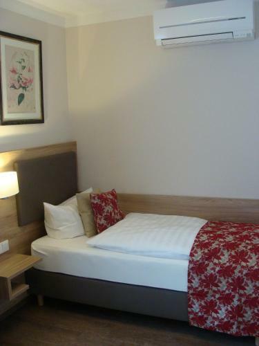 Hotel L�hr