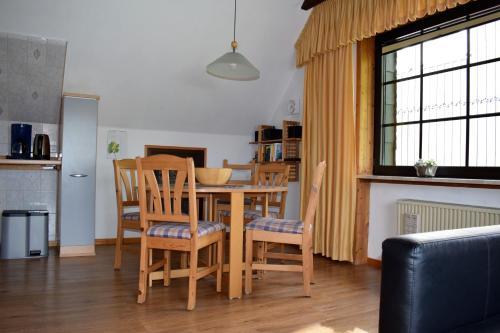 Hostal G�stehaus - Haus Am Schultal