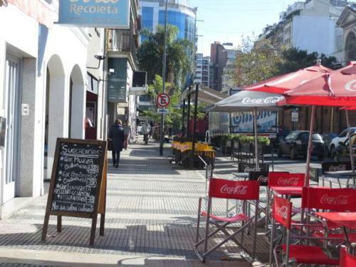 Sunny Recoleta Apartment