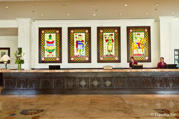 Hotel Waterfront Airport  Mactan