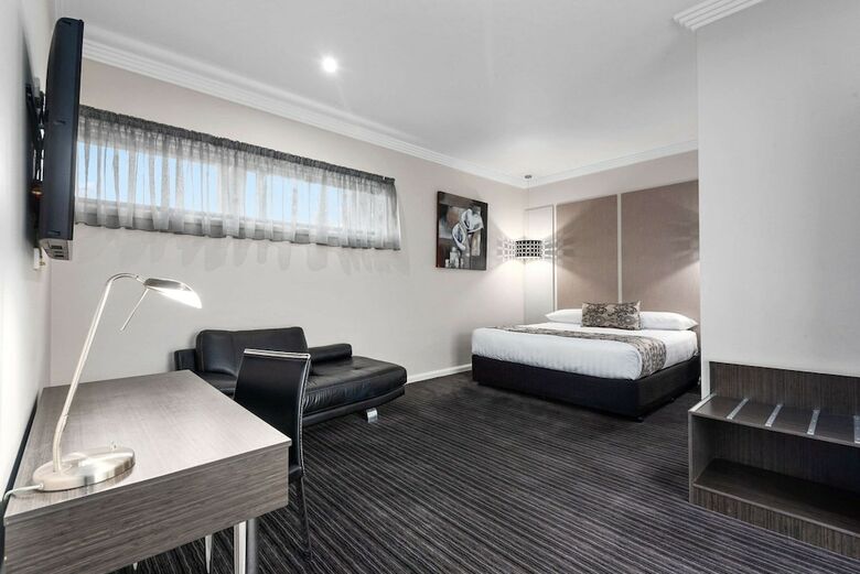 Hotel Comfort Inn Deakin Palms