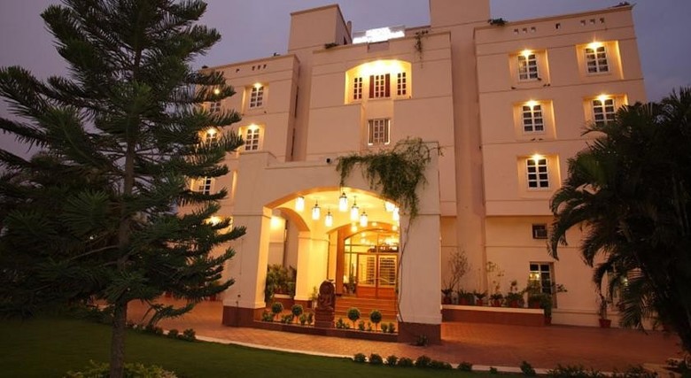 Hotel Paras Mahal
