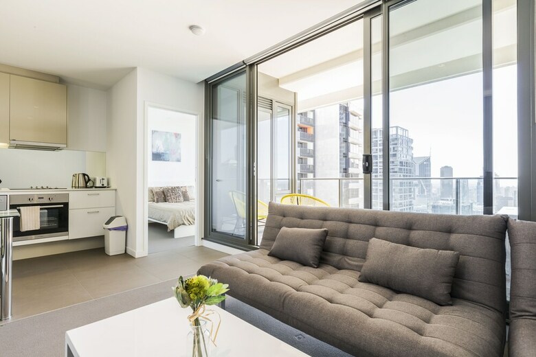 C3cbd Melbourne Apartment