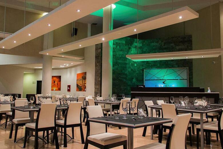 Hotel Arena Resort