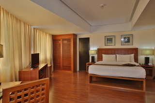 Hotel Crown Regency  Y Torre-suite Corner