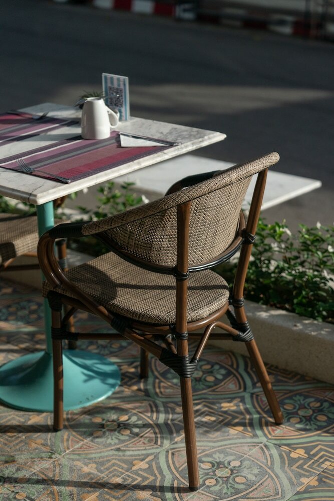 Hotel Verandah