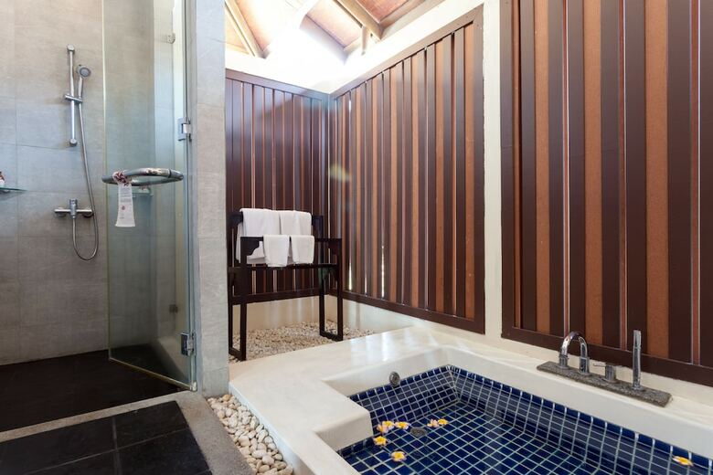 Hotel Briza Beach Resort & Spa, Koh Samui