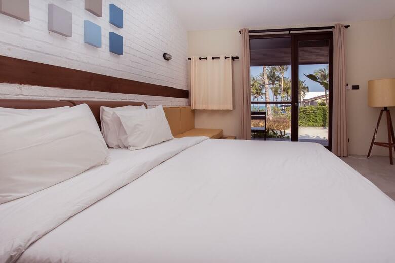 Hotel Baan Talay Resort