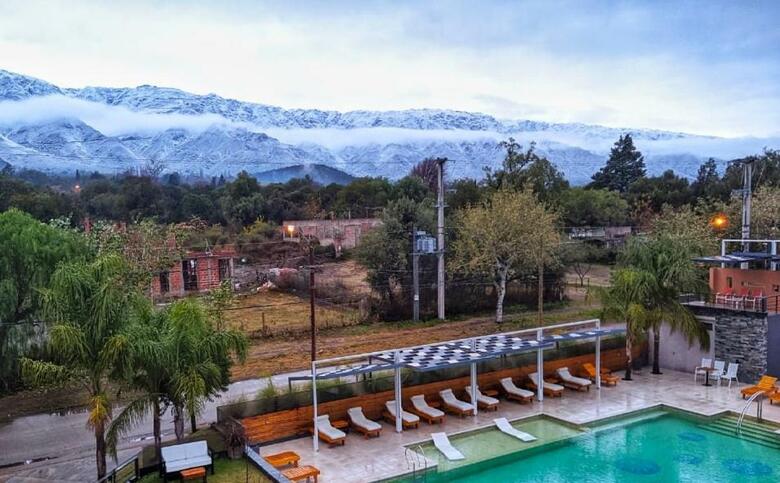 Hotel Altos De Merlo Suites