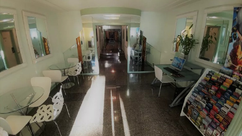 Hollywood Celebrity Hotel