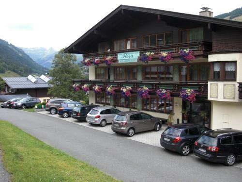 Hostal Hotel-pension Flora