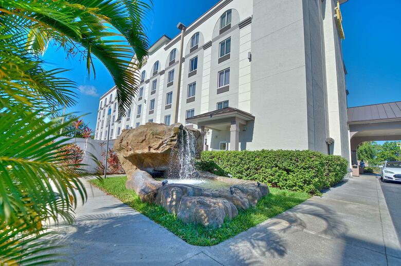 Hotel Best Western Airport Inn & Suites