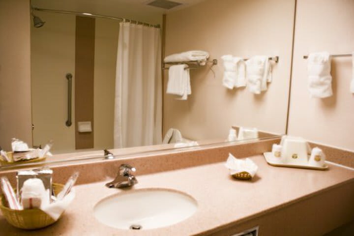Hotel Best Western Airport Inn & Suites