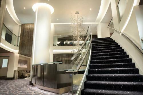Hotel The Windsor Suites