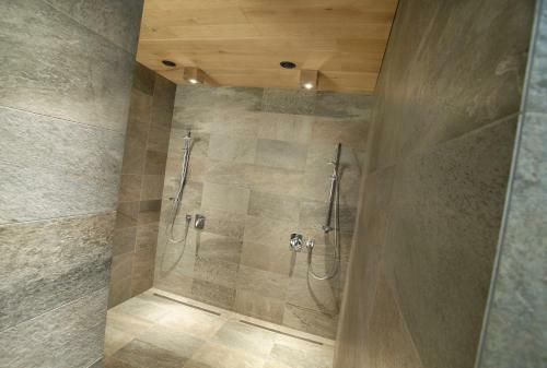 Hostal Hotel Garni Sch�nblick