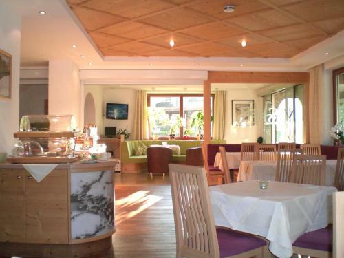 Hostal Pension Norika