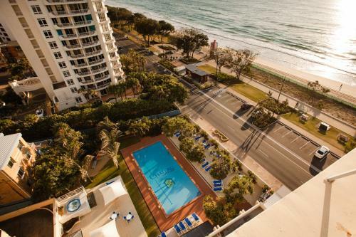 Hotel Chateau Beachside Resort