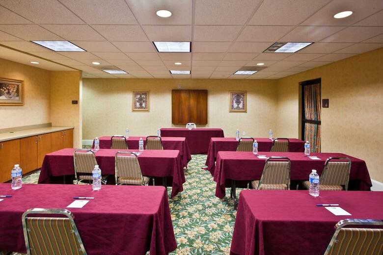 Hotel Holiday Inn Express Anderson Rd