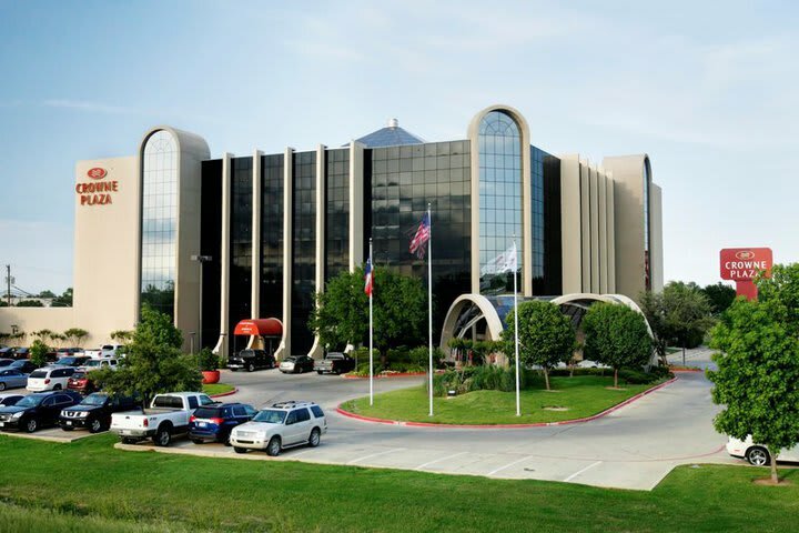 Hotel Crowne Plaza Suites Arlington