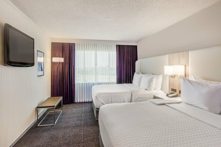 Hotel Crowne Plaza Suites Arlington
